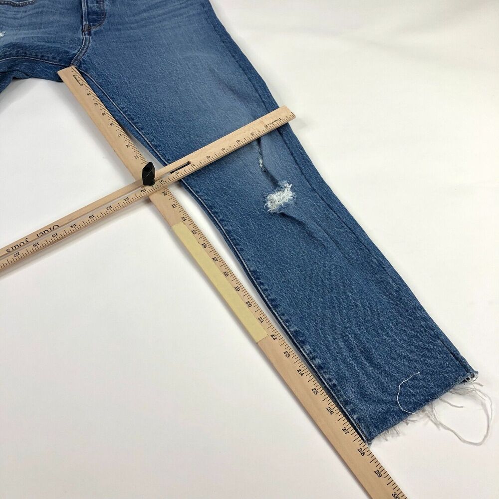 Levis Wedgie Raw Hem Button Fly Premium Cut Off Fray Jeans 29 (30W 28L) EUC - Picture 4 of 10